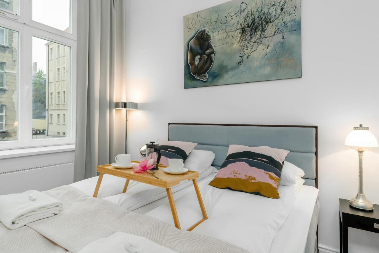 Deluxe Mtp Apartments Matejki By Noclegi Renters Познан Екстериор снимка